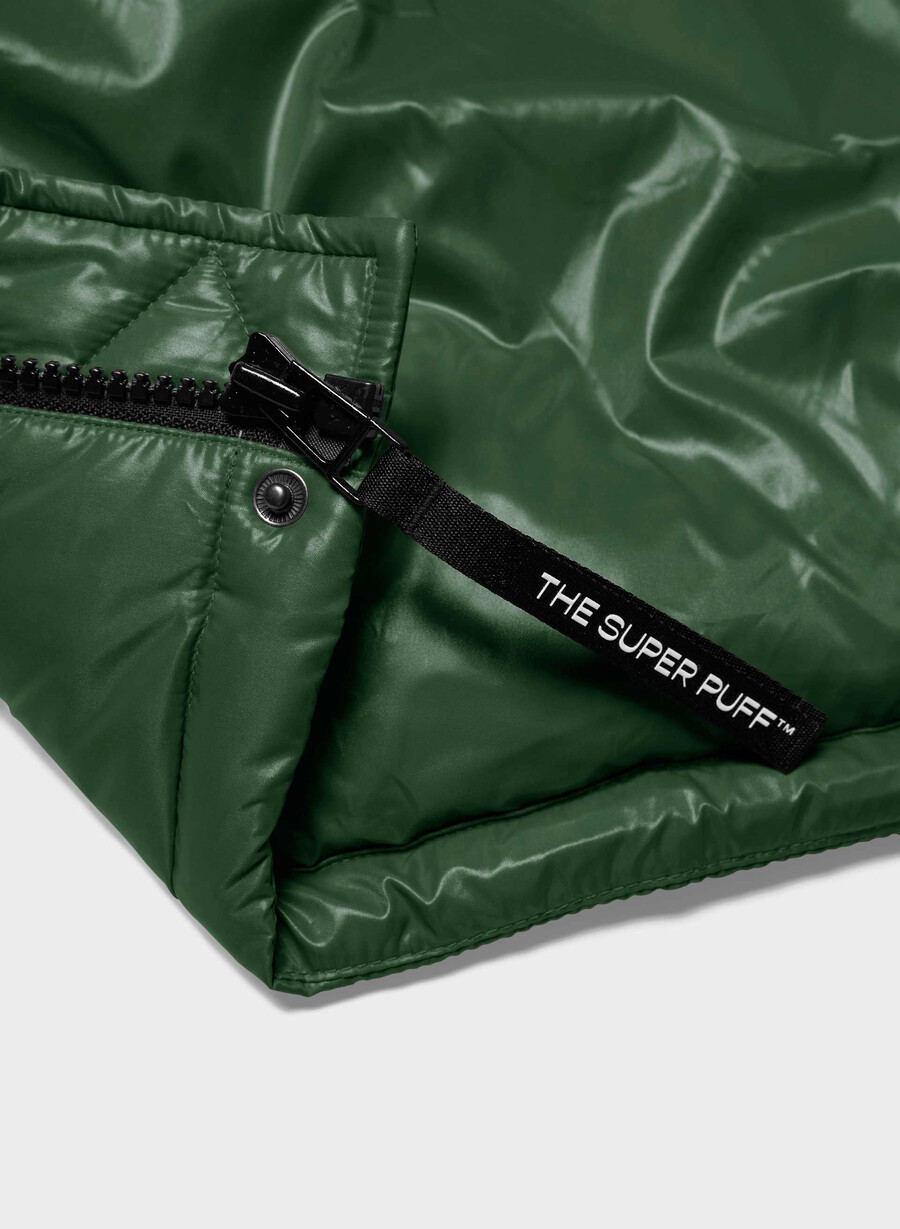 the super puff hi-gloss campus green