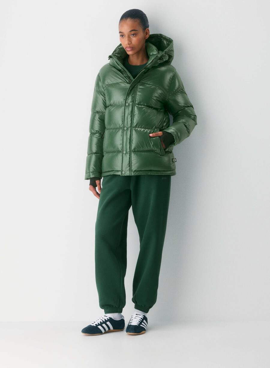 the super puff hi-gloss campus green