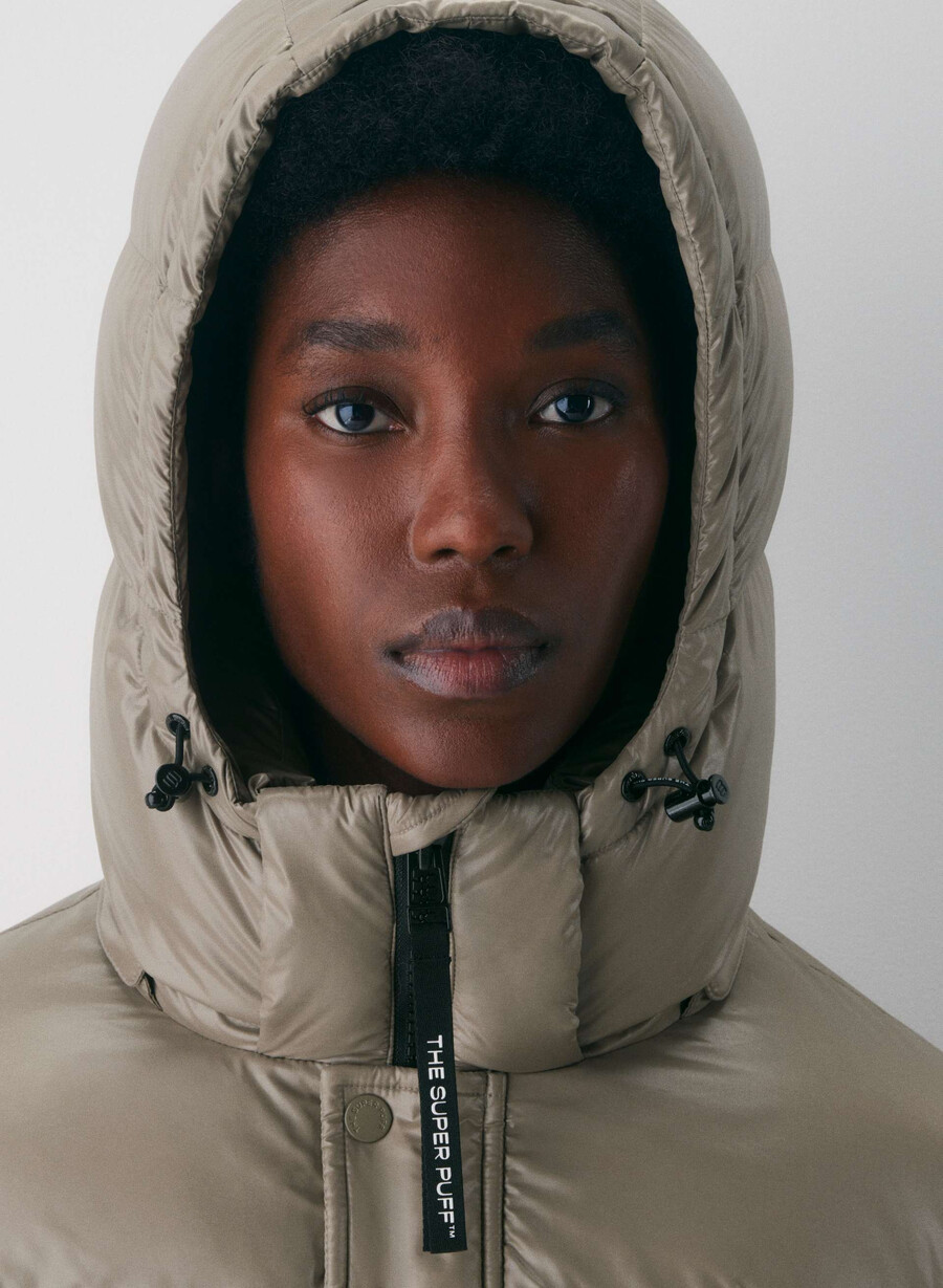 the super puff hi-gloss modern taupe