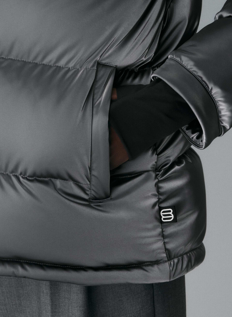 the super puff liquid shine grigio carbone