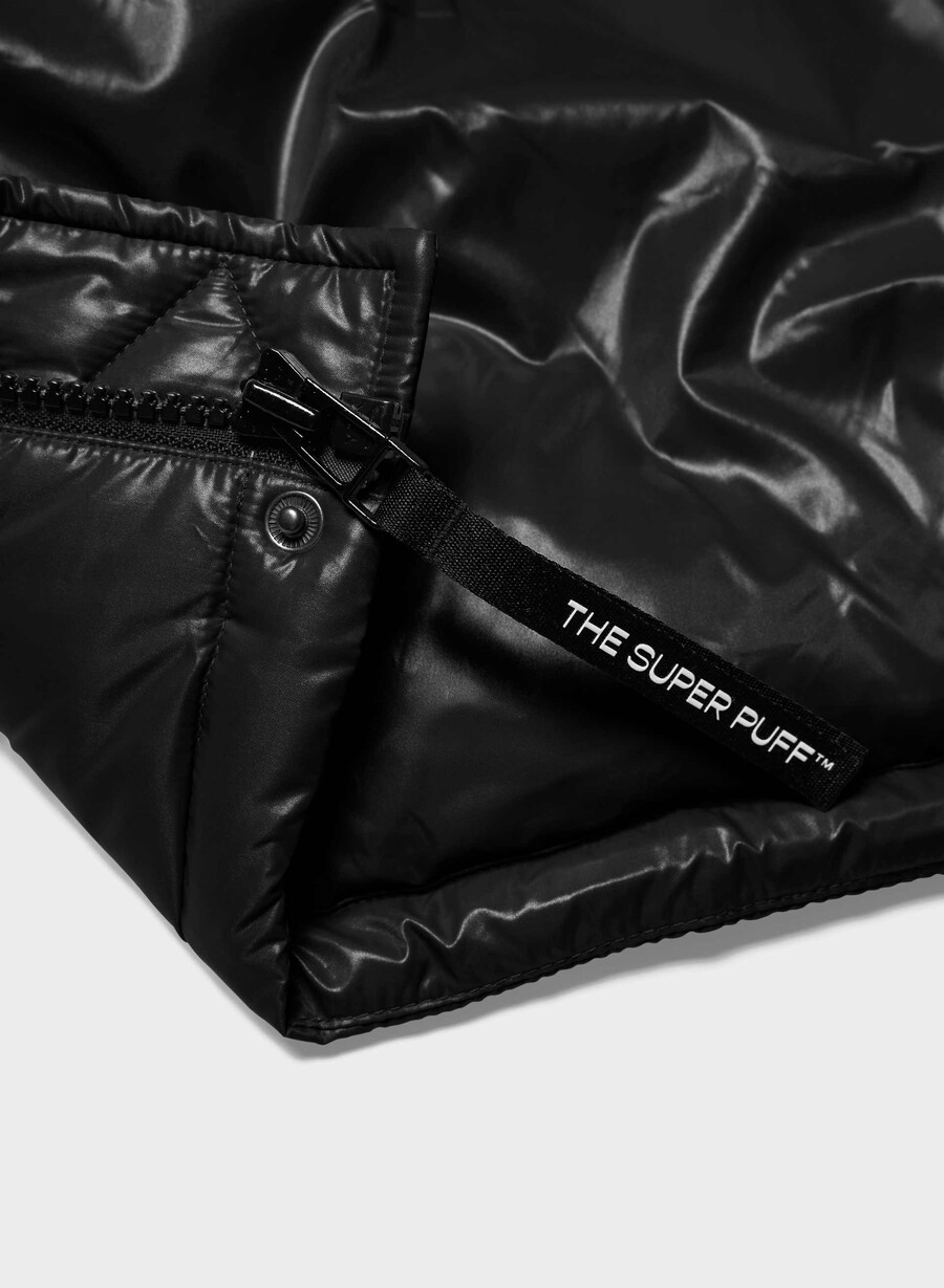 the super puff shorty - nero lucido