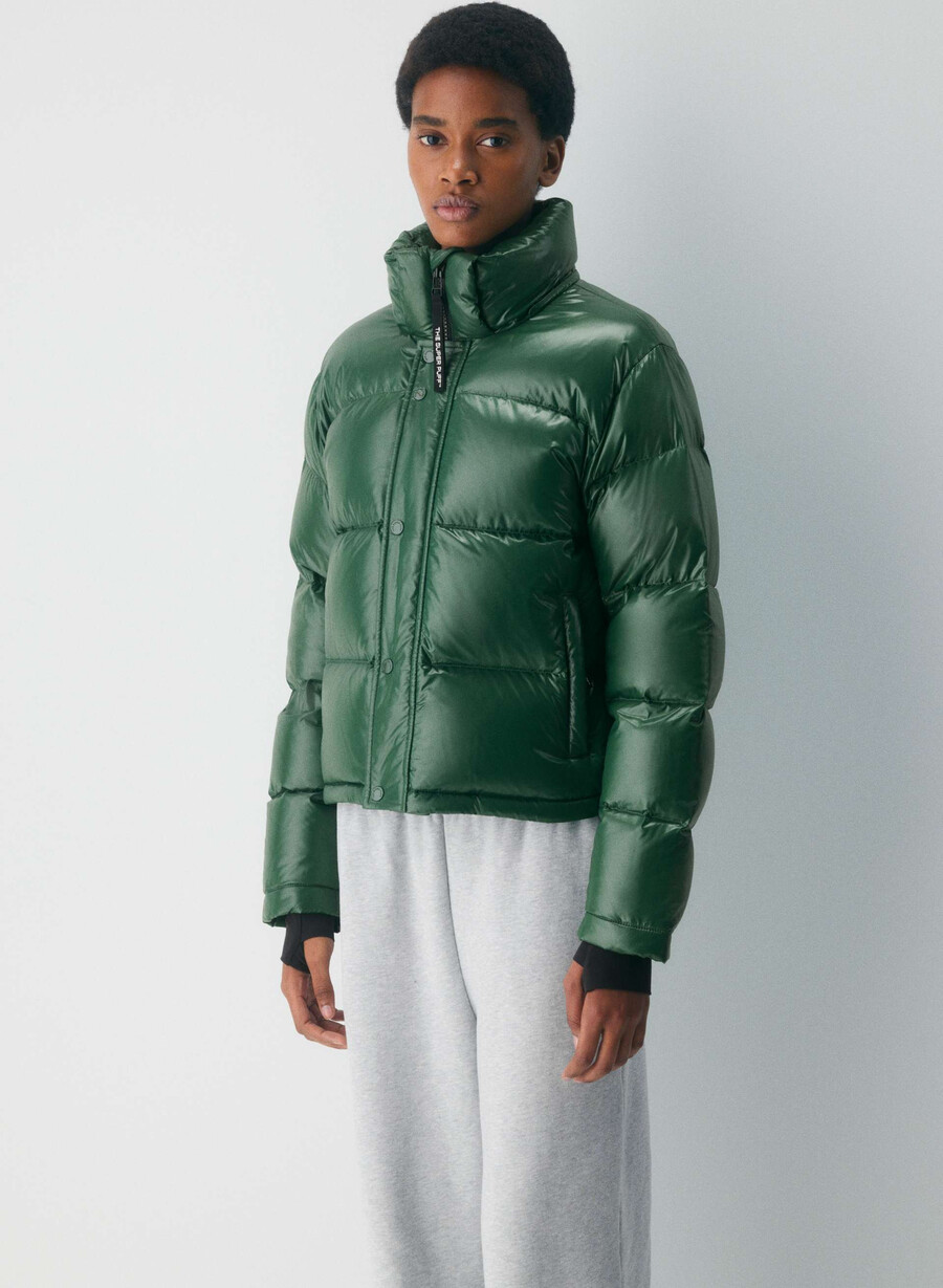 the super puff shorty - verde campus lucido