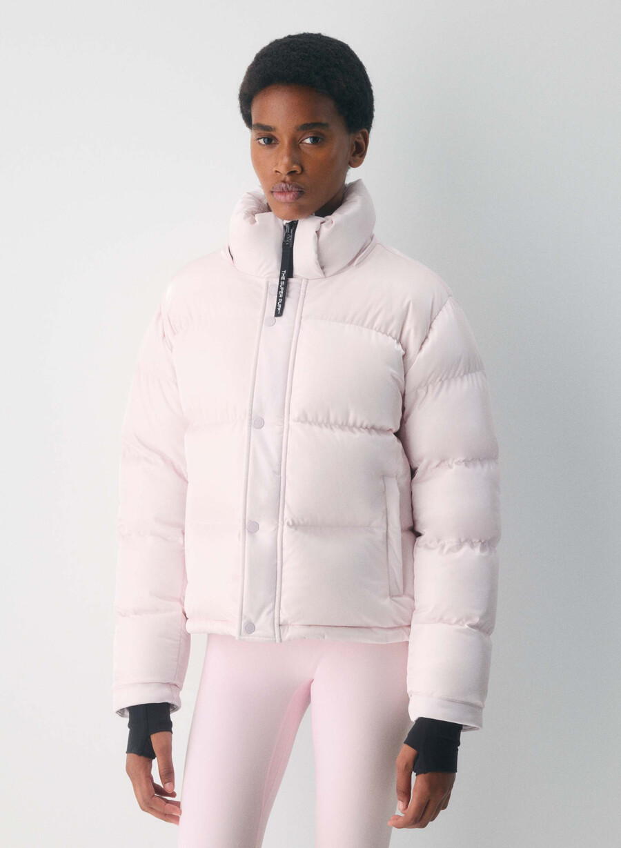 the super puff shorty - liquid shine mochi pink