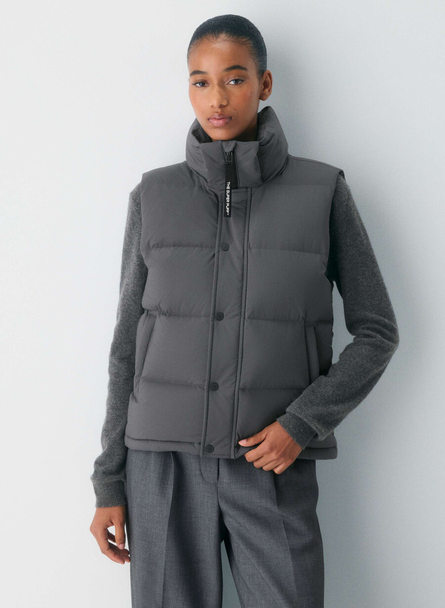 the super puff gilet - climatte grigio carbone