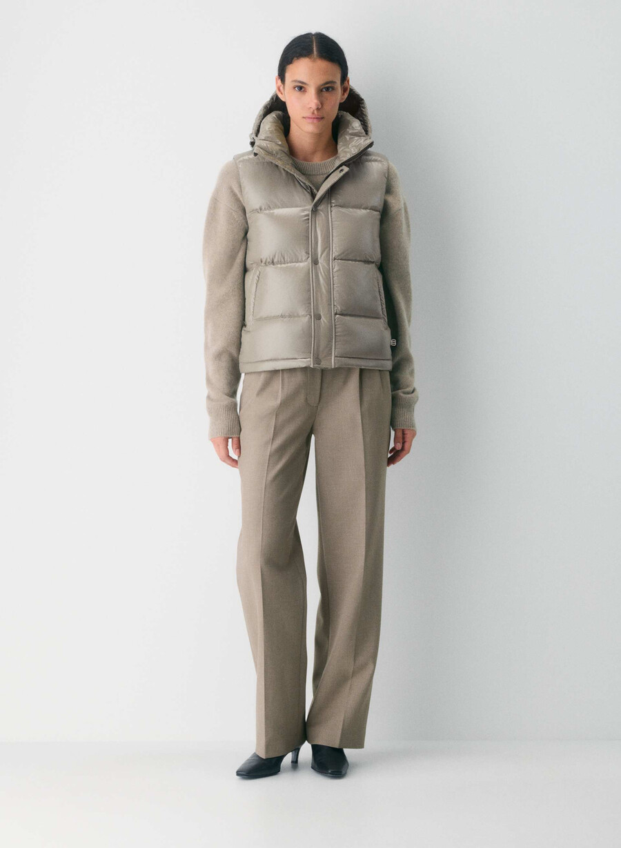 the super puff gilet - taupe moderno hi-gloss