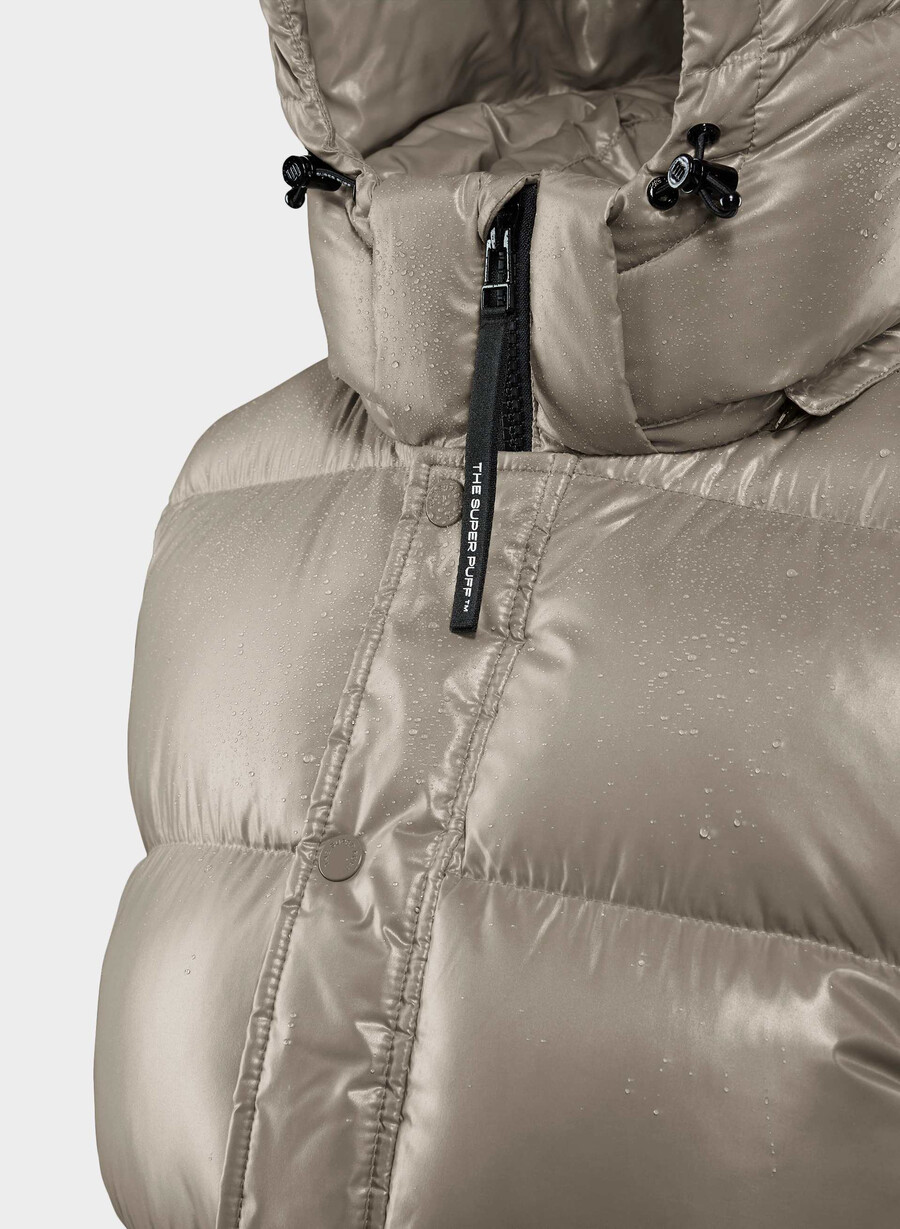 the super puff gilet - taupe moderno hi-gloss