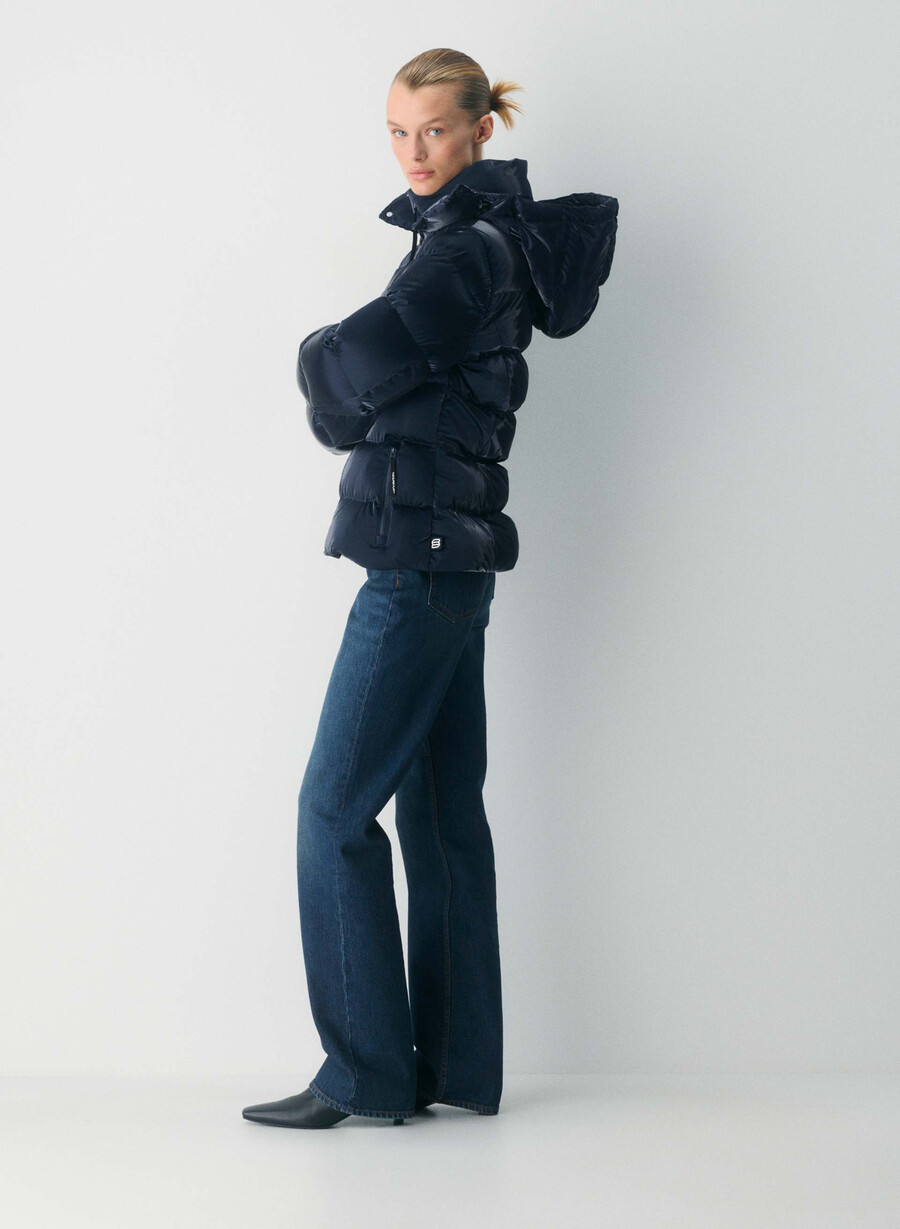 the supersnug puff - liquid shine admiral
