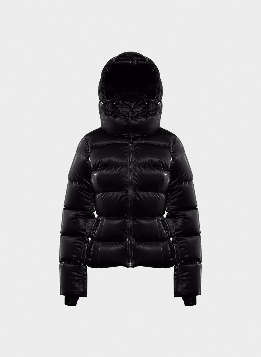 the supersnug puff - liquid shine nero