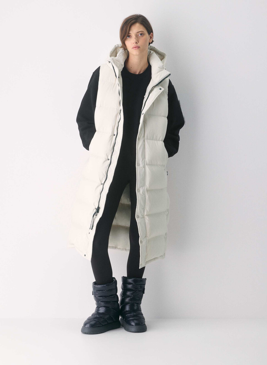 the super puff gilet lungo - climatte perla opaca