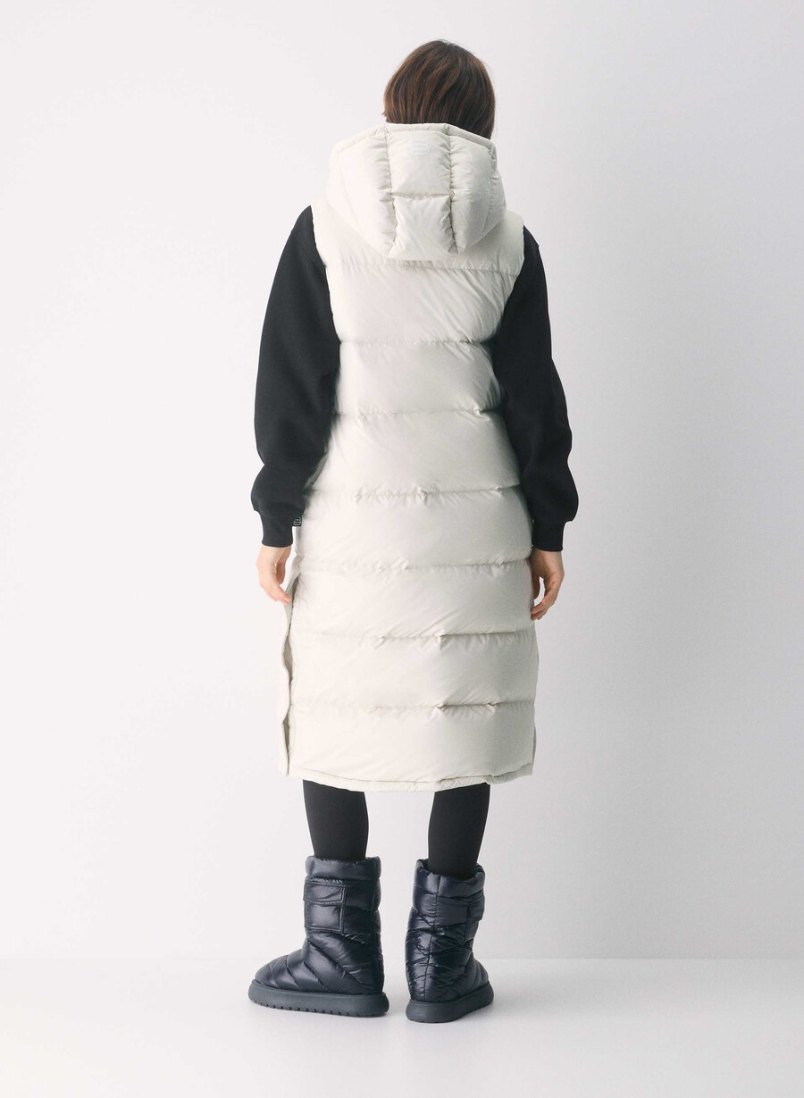 the super puff gilet lungo - climatte perla opaca