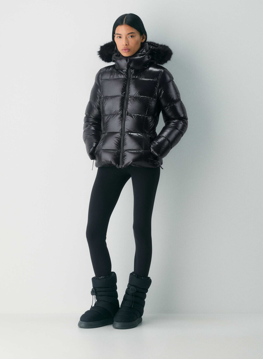 the supersnug puff - neronero lucido