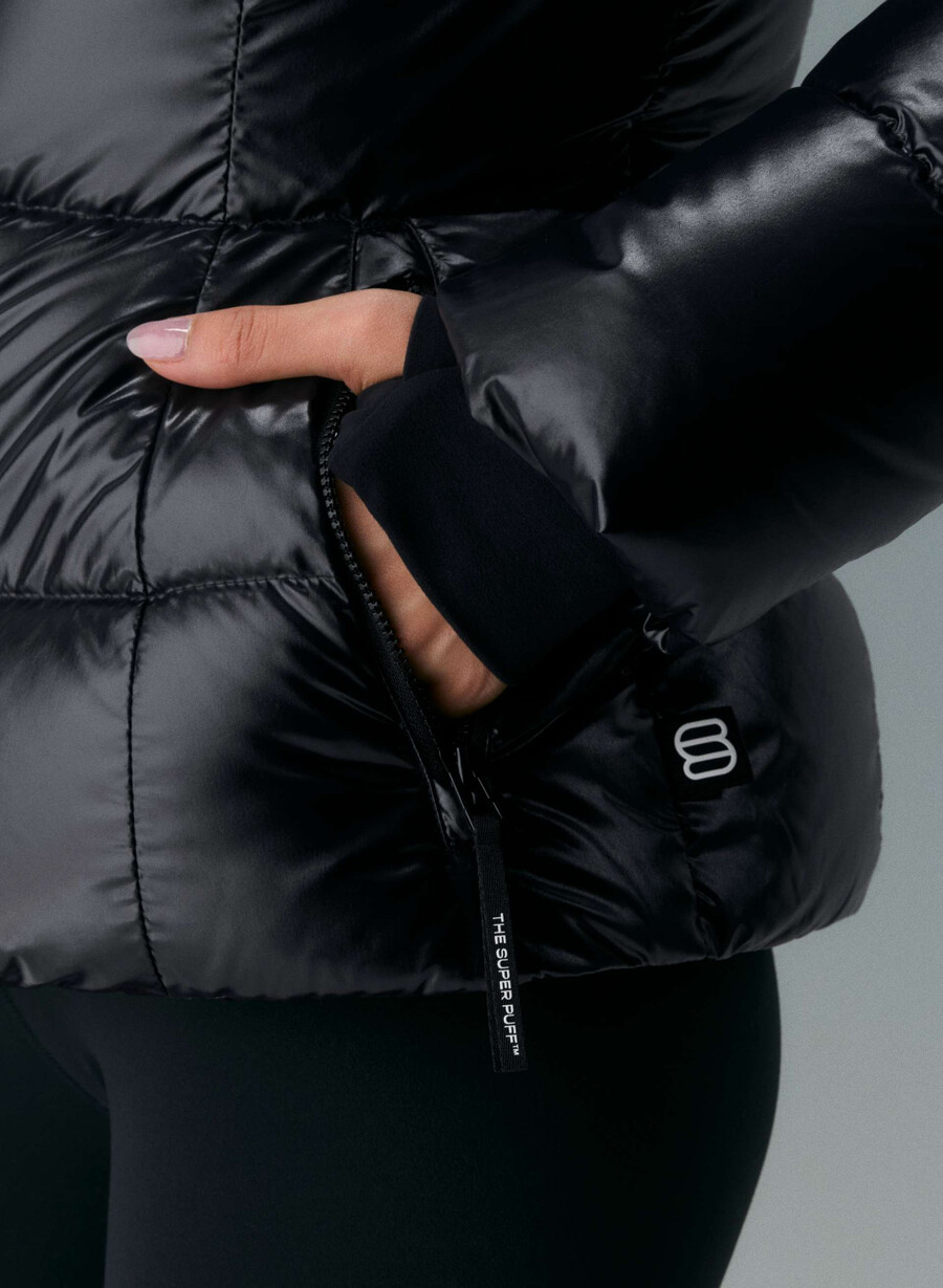 the supersnug puff - neronero lucido