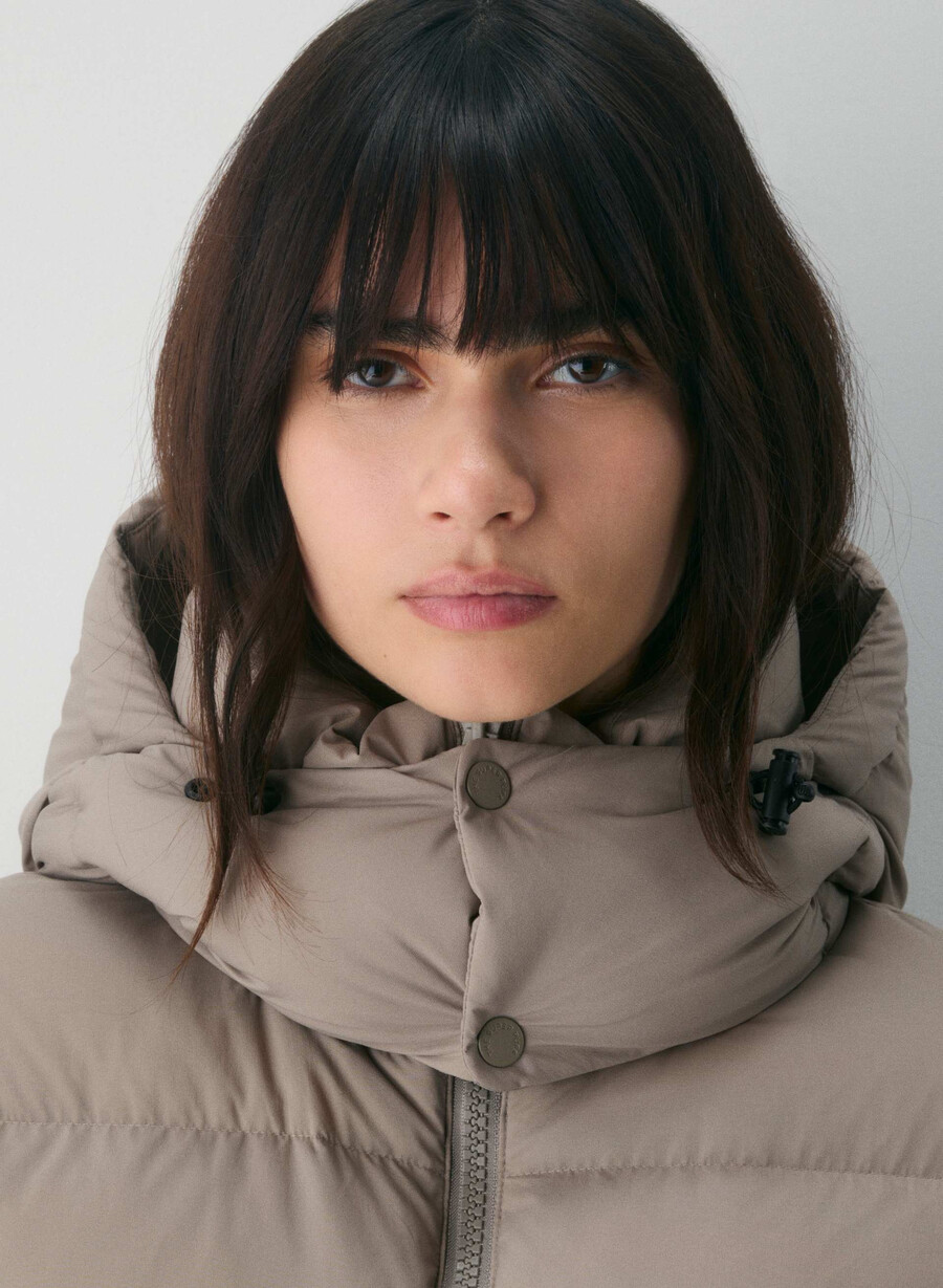 the super resort puff - climatte modern taupe