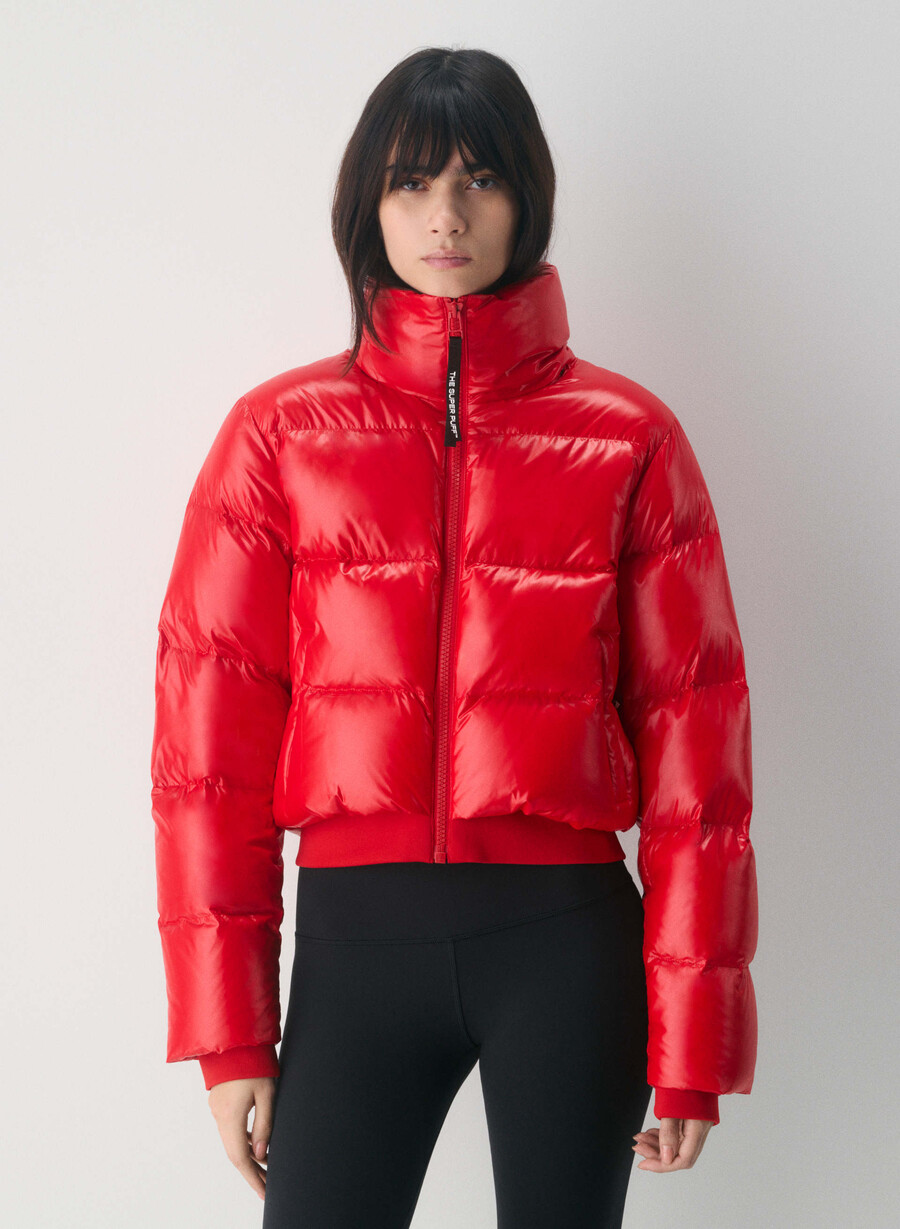 the super resort puff - rosso lampeggiante hi-gloss