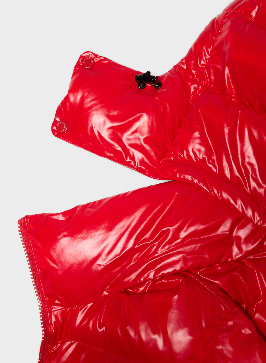 the super resort puff - rosso lampeggiante hi-gloss