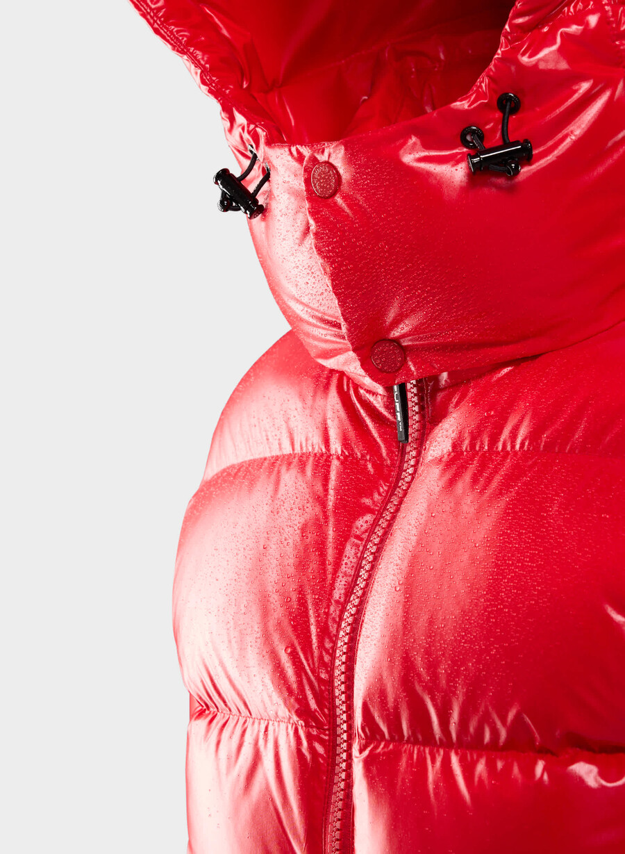 the super resort puff - rosso lampeggiante hi-gloss