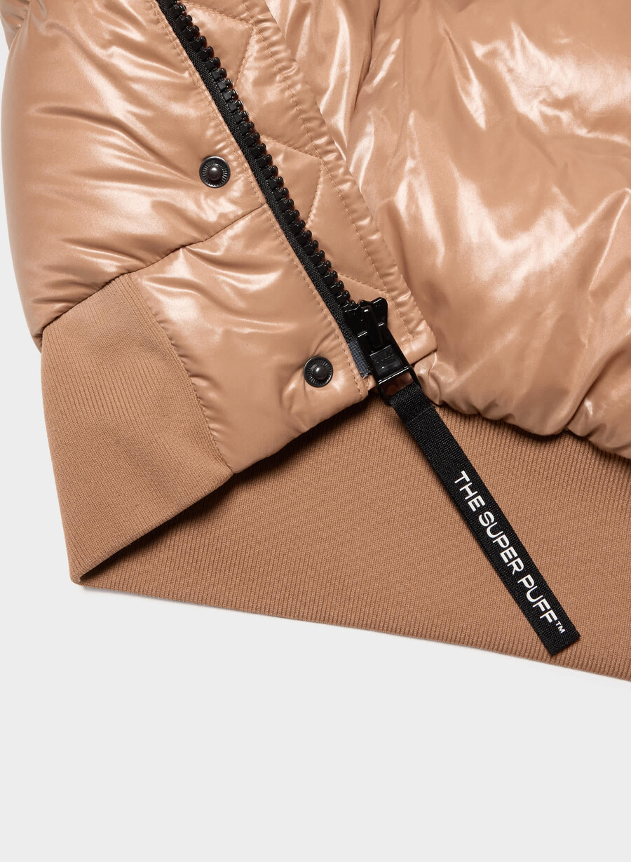 the super chalet puff - mousse al cioccolato lucido lynx bg