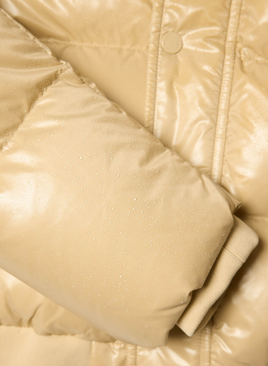 the super chalet puff - mica bg lynx bg ad alta lucentezza