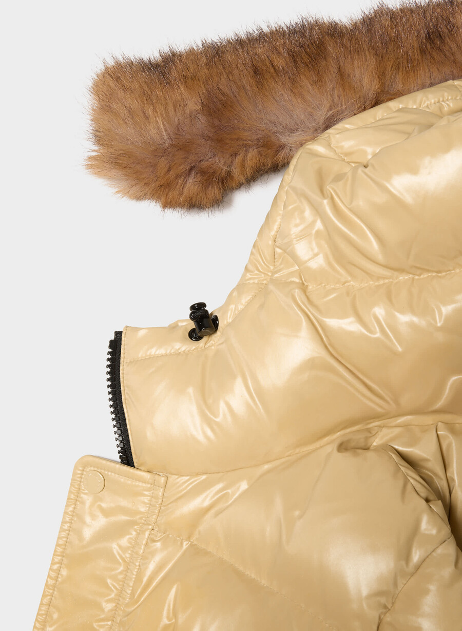 the super chalet puff - mica bg lynx bg ad alta lucentezza