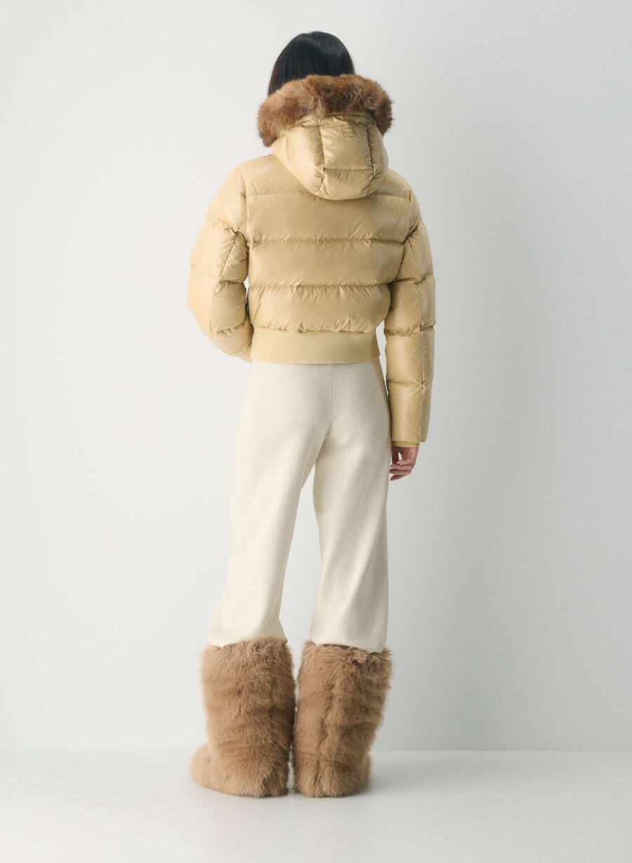 the super chalet puff - mica bg lynx bg ad alta lucentezza